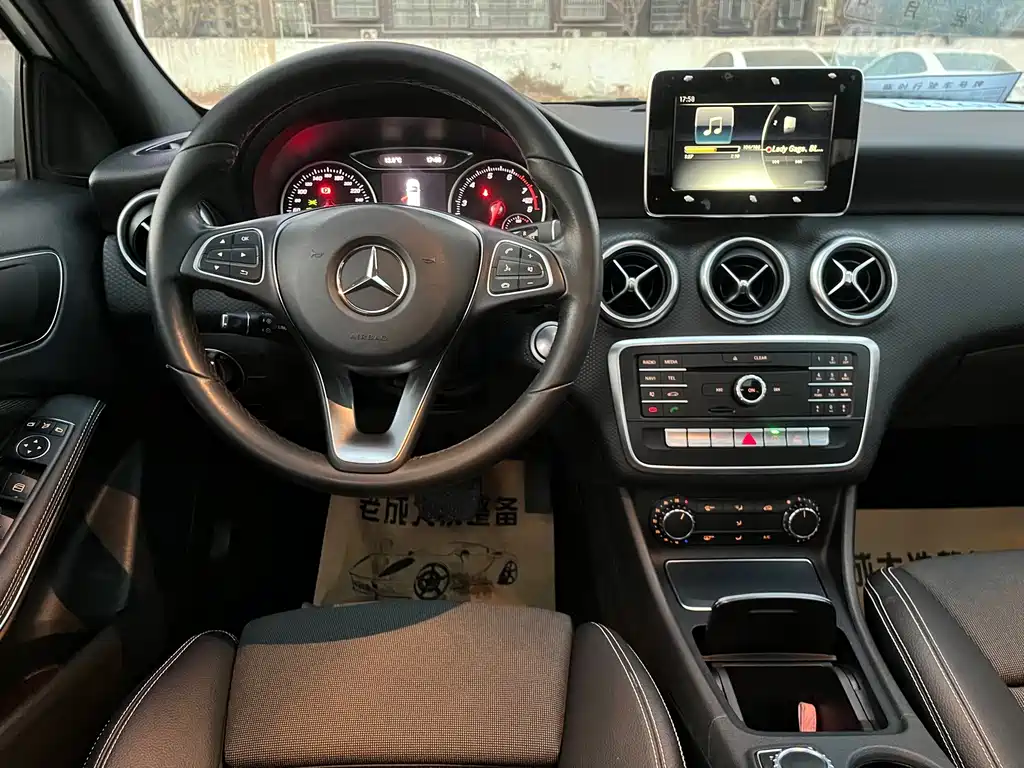 Mercedes-Benz A-Class (Import) — миниатюра 10