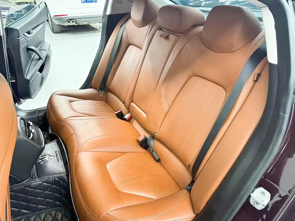 Maserati Ghibli — миниатюра 13