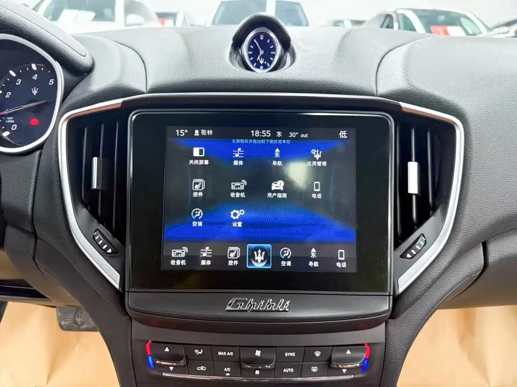 Maserati Ghibli — миниатюра 17