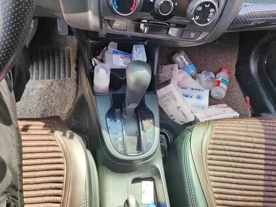 Honda Fit — миниатюра 16