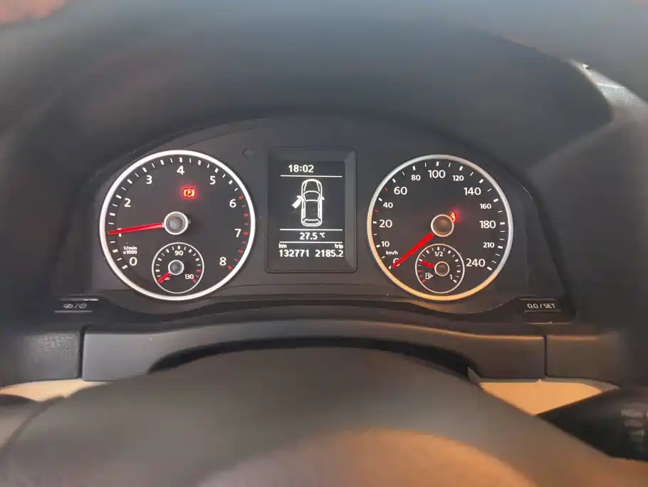 Volkswagen Tiguan — миниатюра 14