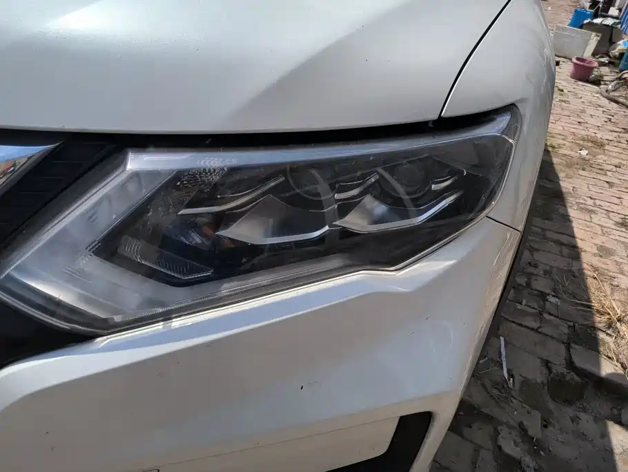 Nissan X-Trail — миниатюра 5