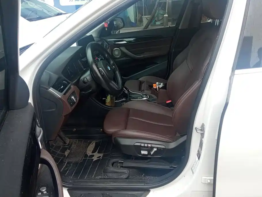 BMW X1 — миниатюра 9