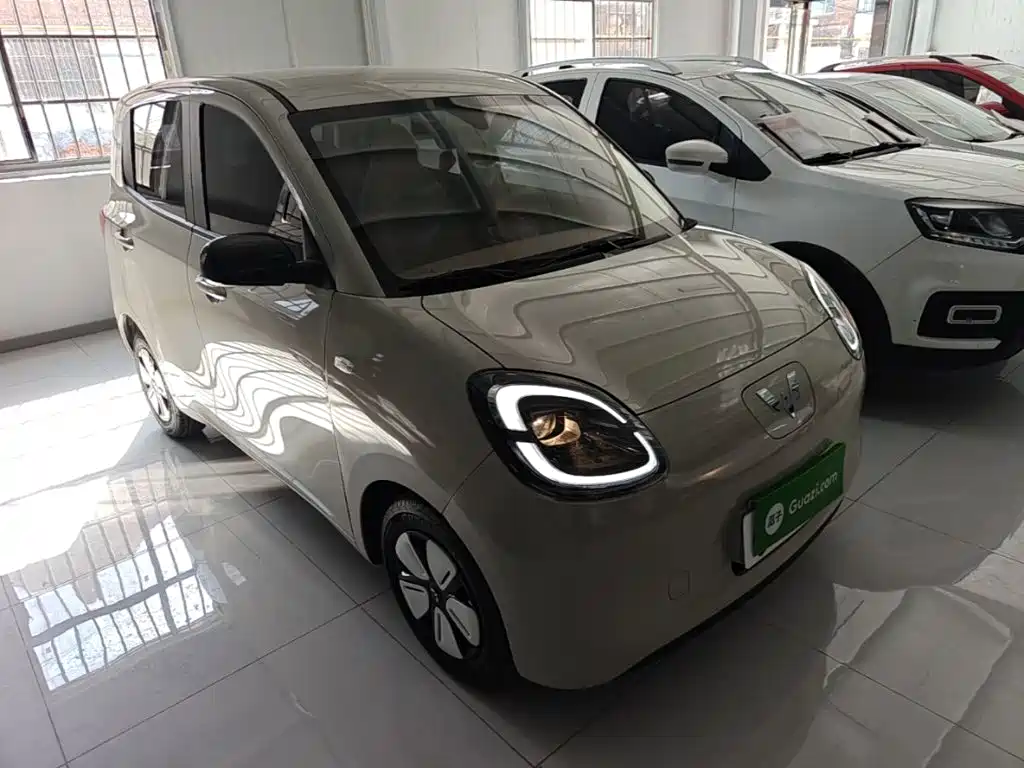Wuling MINIEV — миниатюра 4