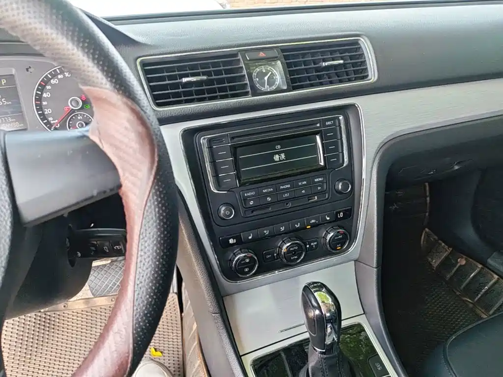 Volkswagen Passat — миниатюра 13