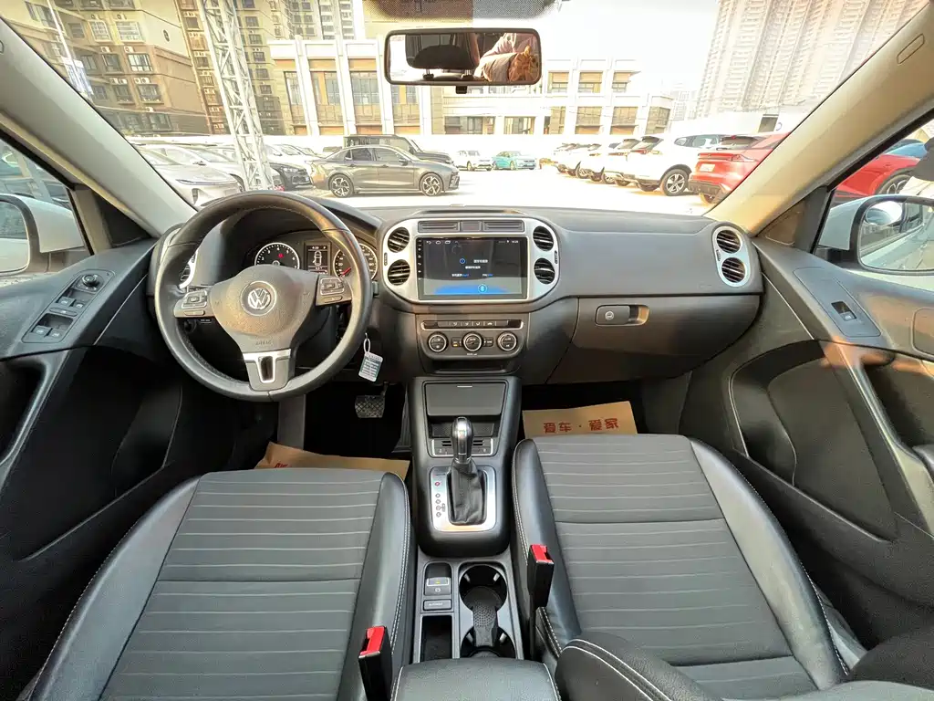 Volkswagen Tiguan — миниатюра 9