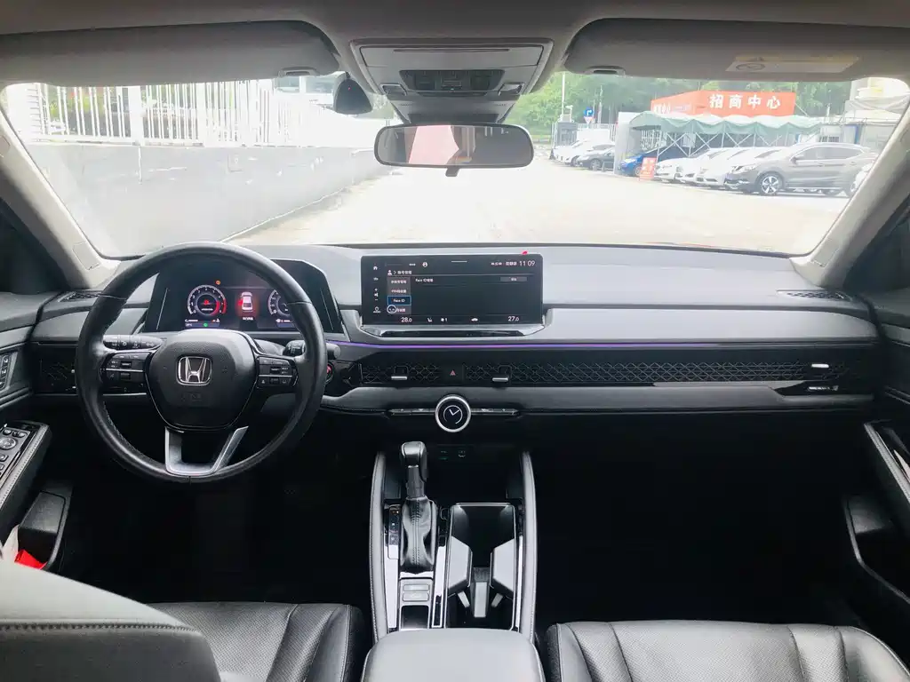 Honda Accord — миниатюра 8