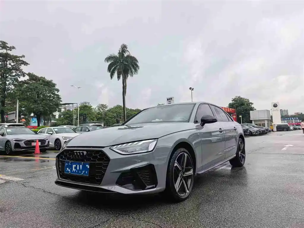 Audi A4L 2025