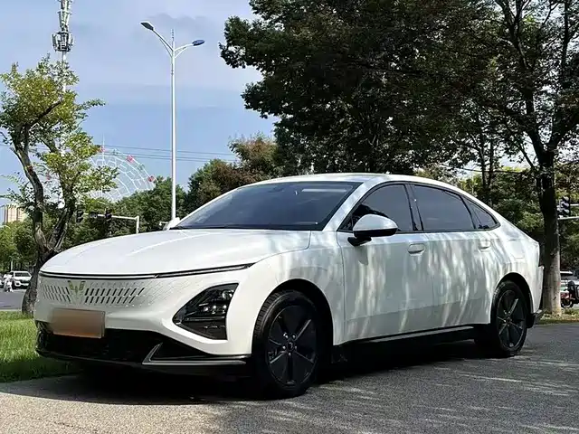 WULING AUTOMOBILE WULING STARLIGHT 2024