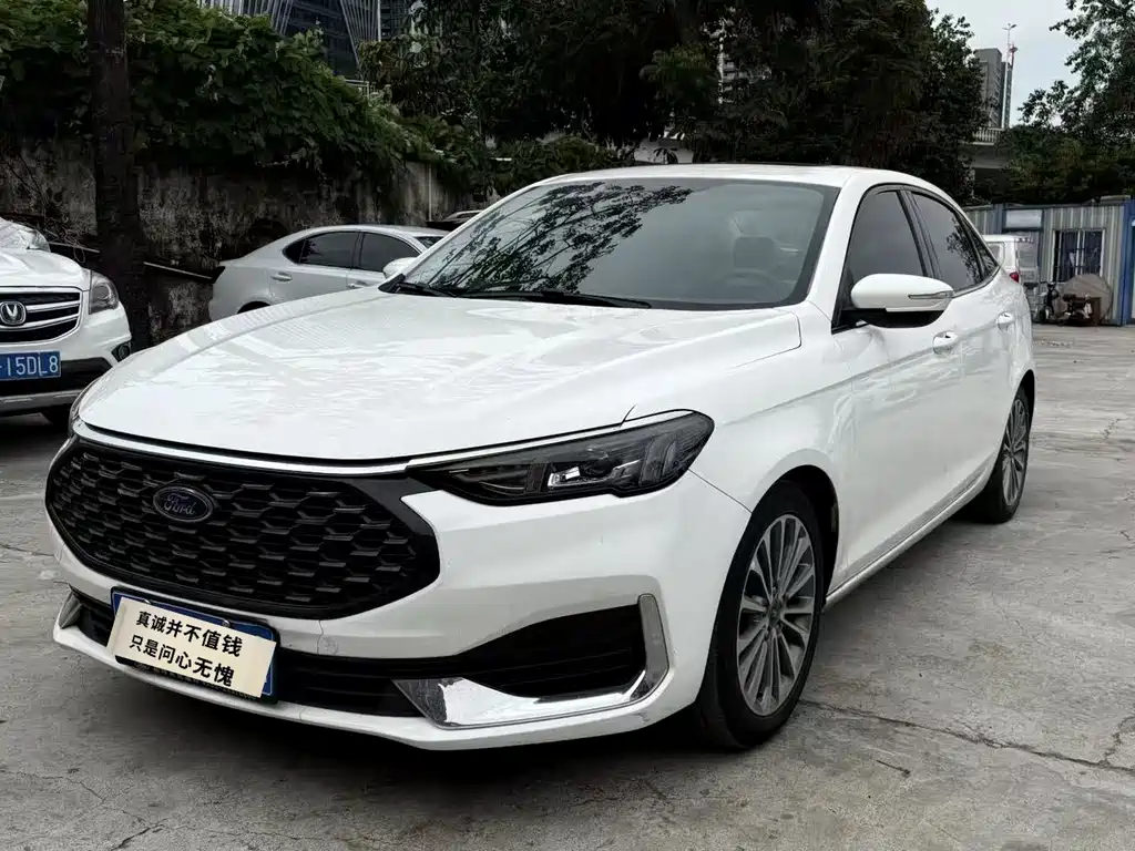 Ford Escort 2021