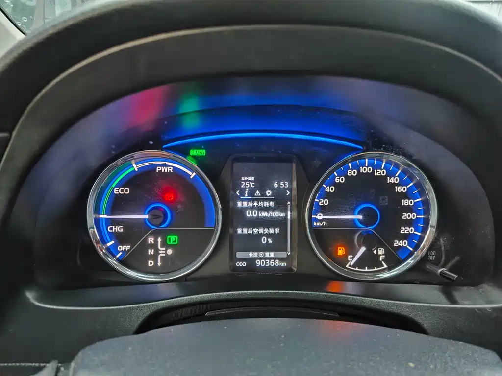 Toyota Corolla Hybrid — миниатюра 12