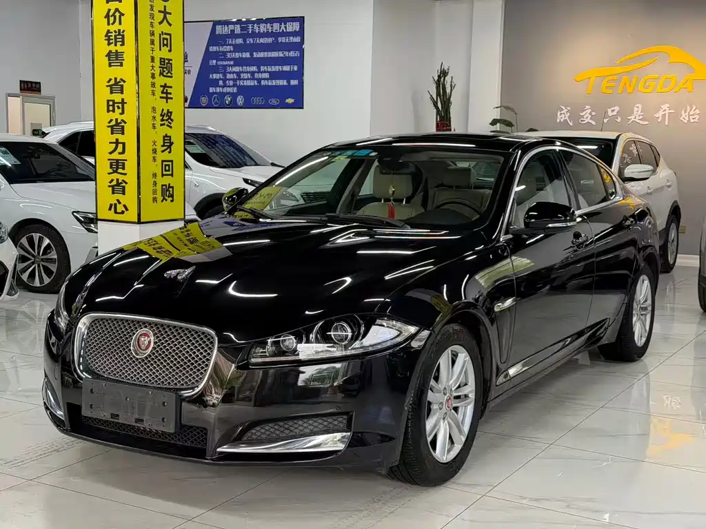 Jaguar XF 2016