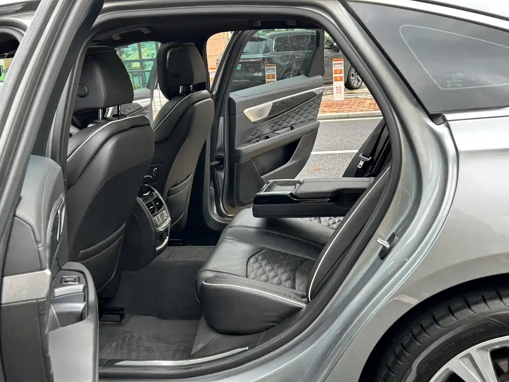 Cadillac CT6 — миниатюра 27