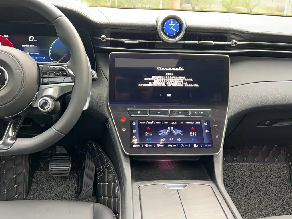 Maserati Grecale — миниатюра 6