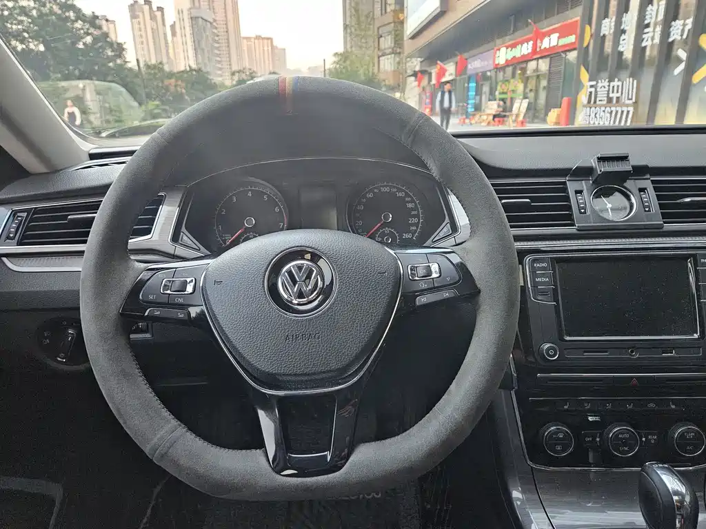 Volkswagen Passat — миниатюра 18