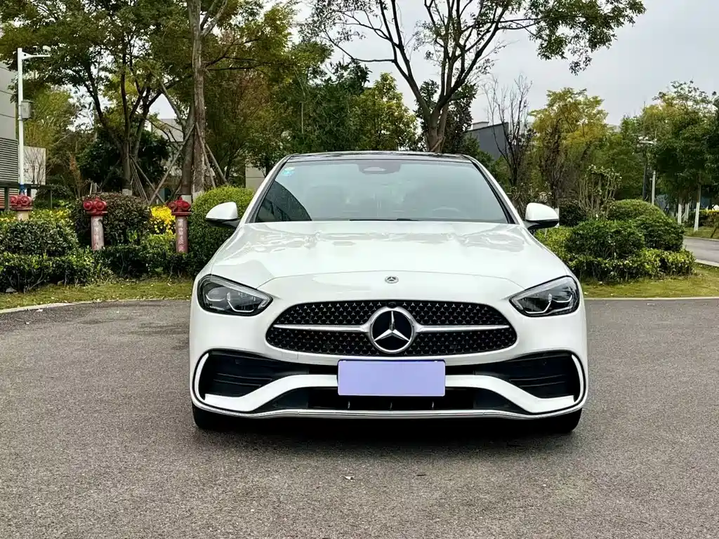 Mercedes-Benz C-Class — миниатюра 2