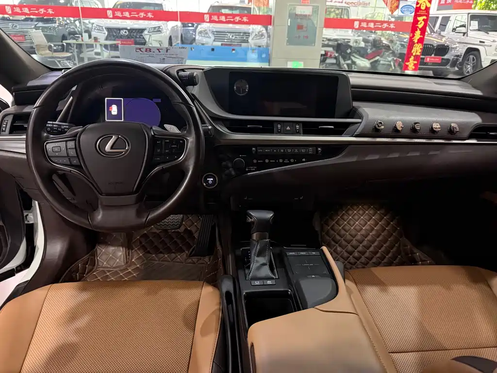 Lexus ES — миниатюра 4