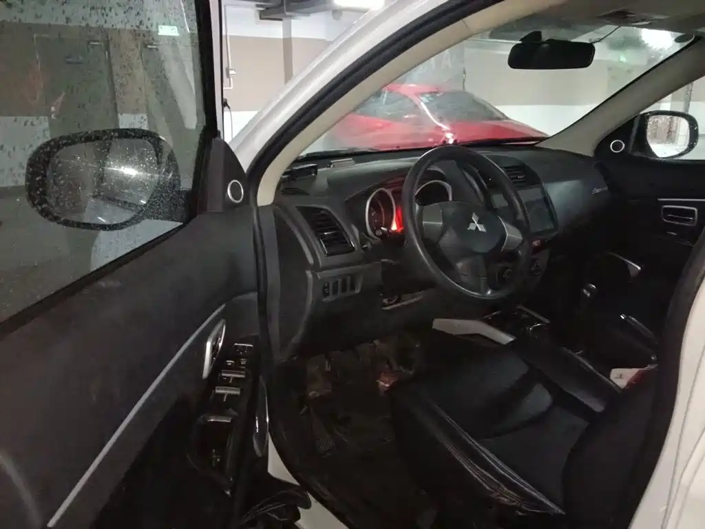 Mitsubishi ASX — миниатюра 12