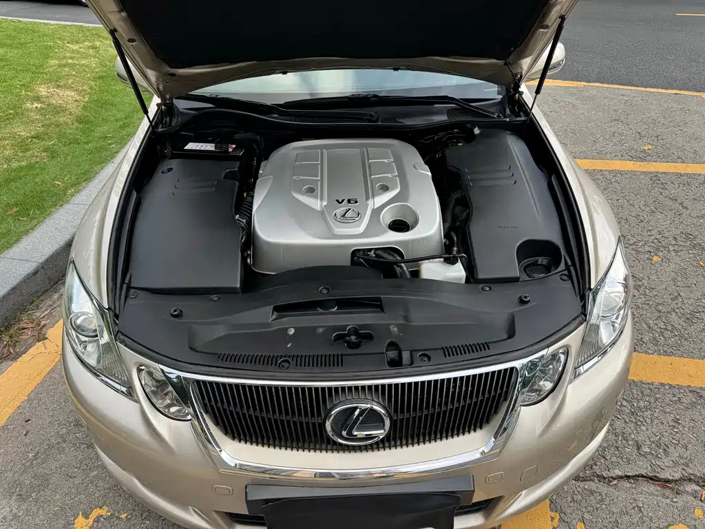 Lexus GS — миниатюра 14