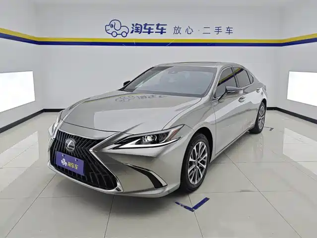LEXUS ES 2023