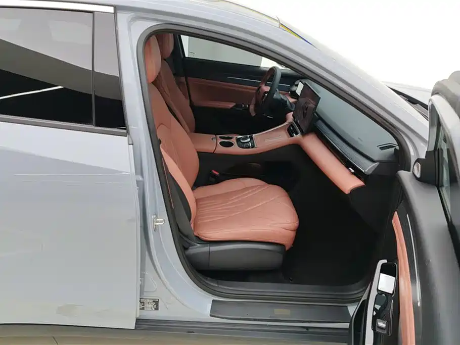 GEELY GALAXY GALAXY L6