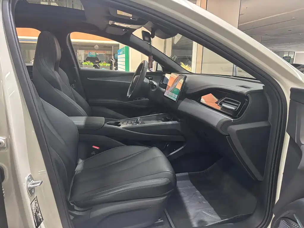 BYD SEAL 06 NEW ENERGY