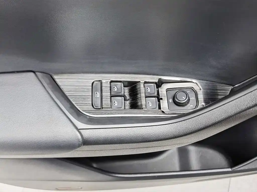 Skoda Kodiaq — миниатюра 9
