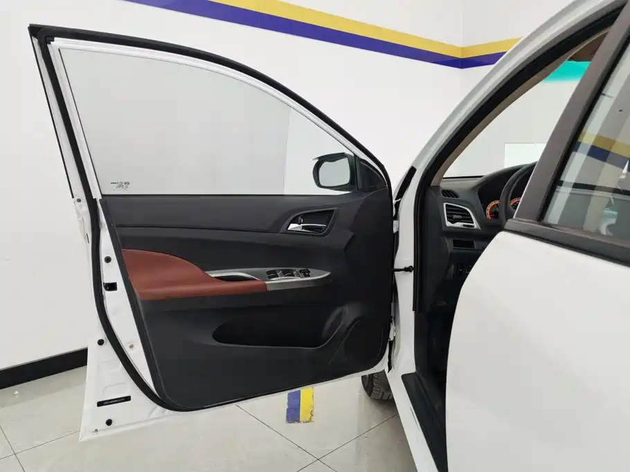 BYD F3 — миниатюра 7