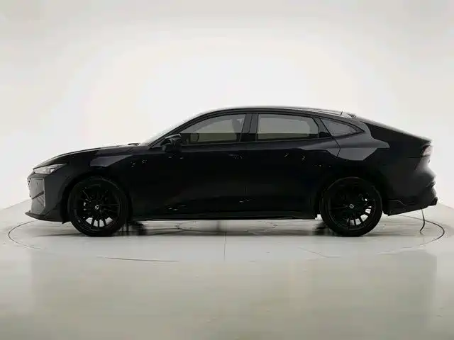 Changan UNI-V 2025 1.5T 500Bar