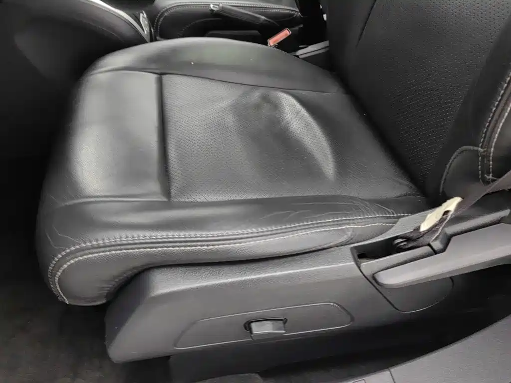 Jeep Compass (Import) — миниатюра 20