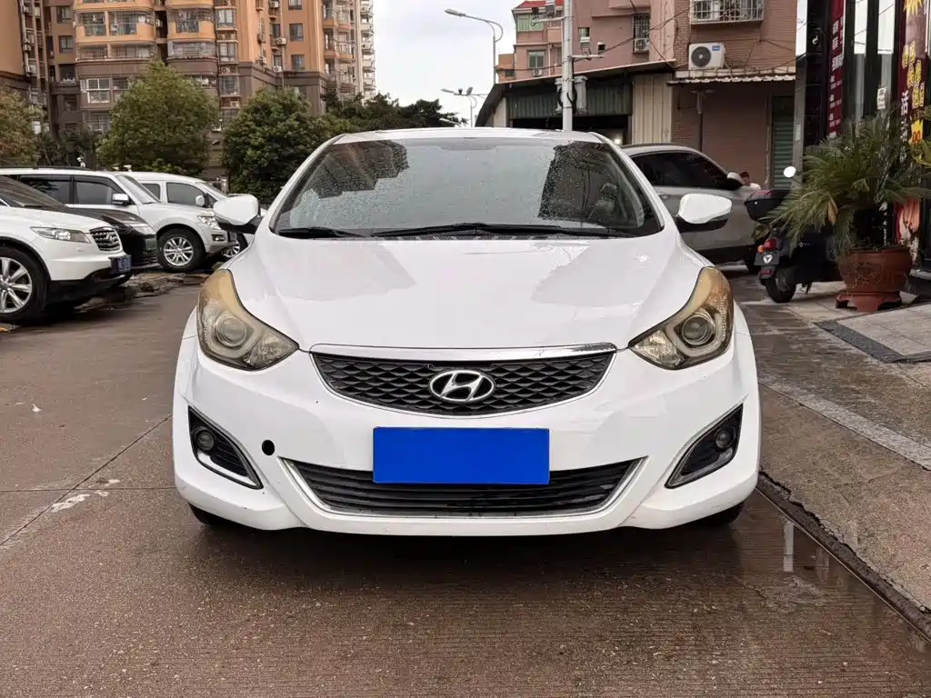 Hyundai Elantra Langdong — миниатюра 2