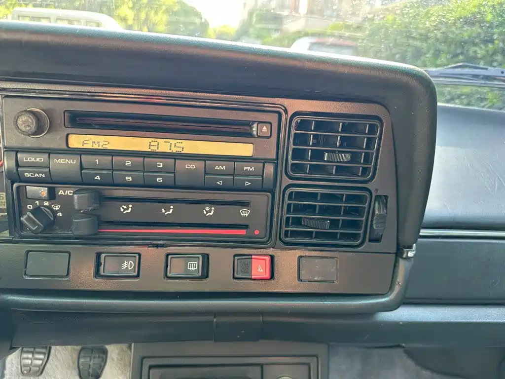 Volkswagen Santana Classic — миниатюра 15