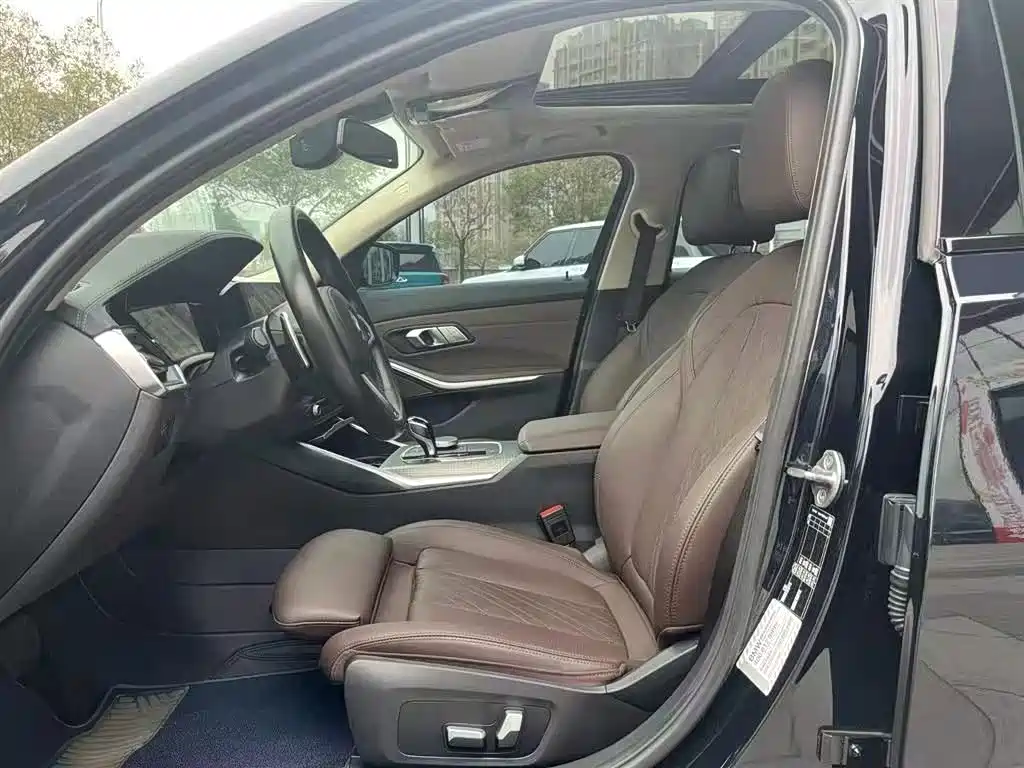 BMW 3 Series — миниатюра 12