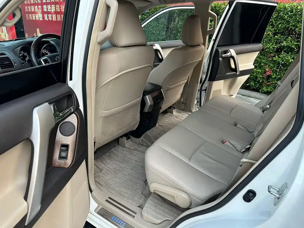 Toyota Prado — миниатюра 13