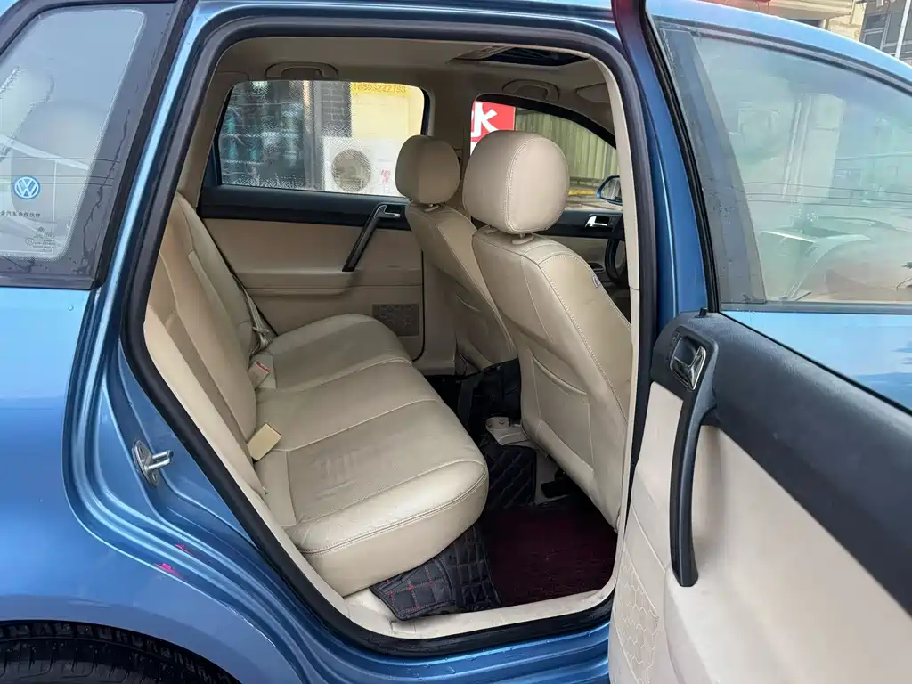 Volkswagen Polo — миниатюра 8