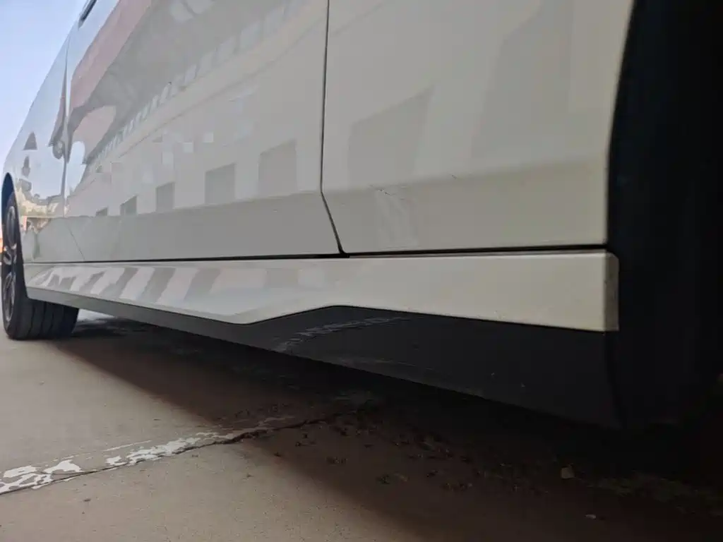 BMW 5 Series — миниатюра 21