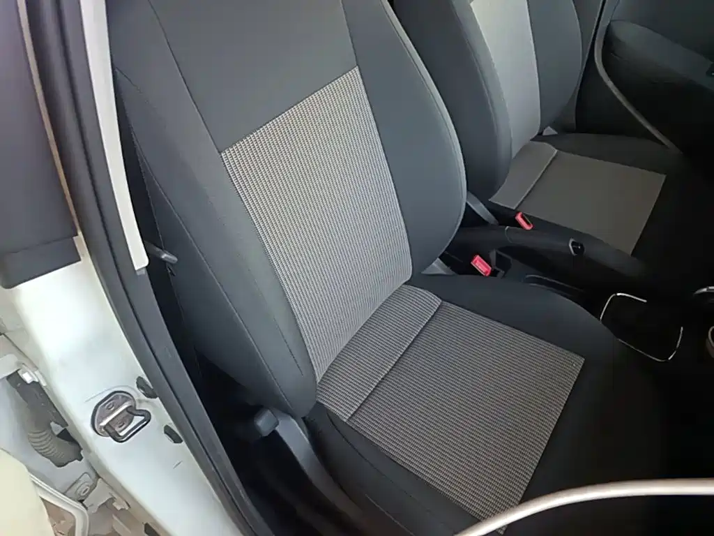 Volkswagen Polo — миниатюра 25