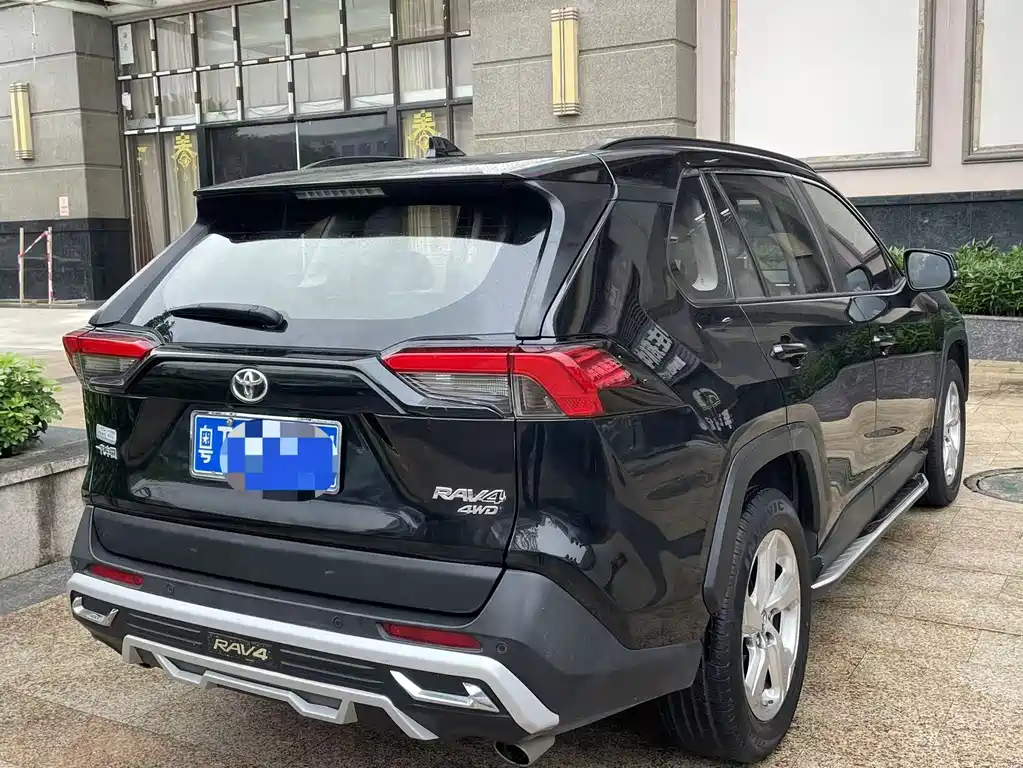 TOYOTA RAV4 RONGFANG