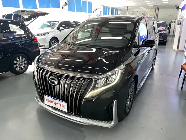 GAC Trumpchi M8