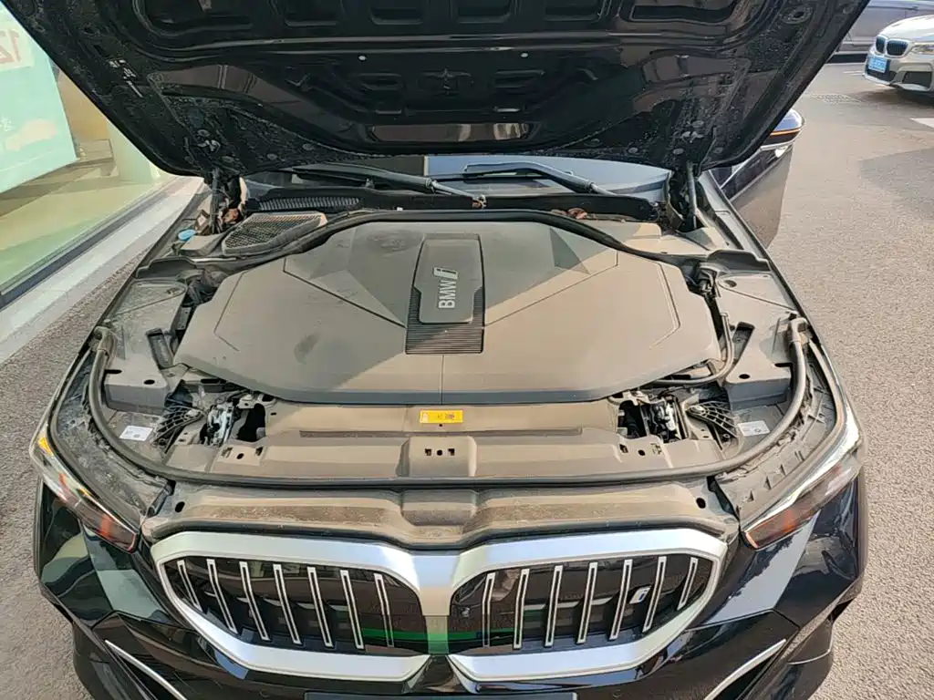 BMW i5 — миниатюра 20