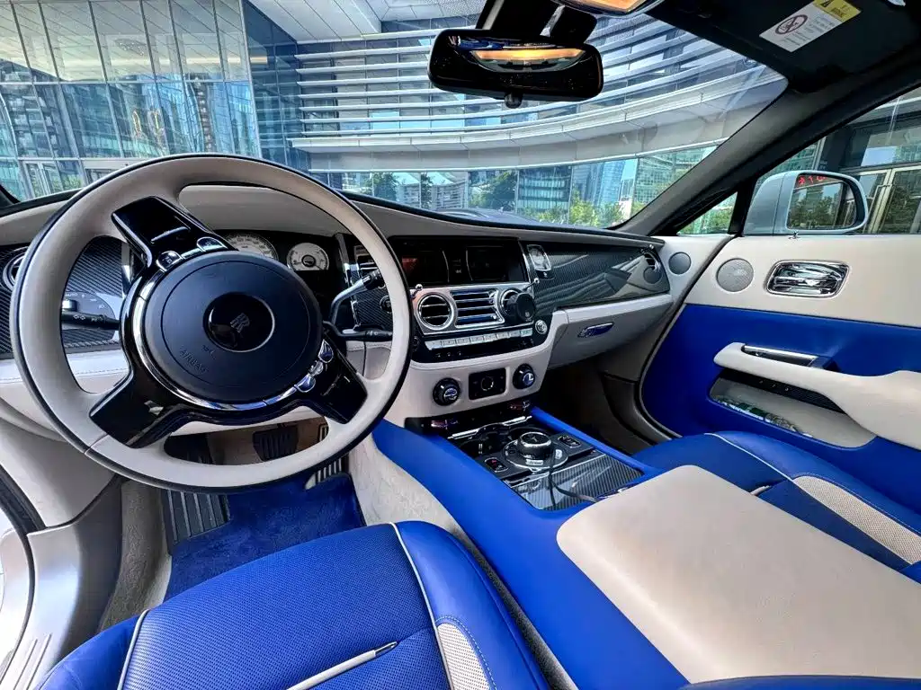 Rolls-Royce Wraith — миниатюра 11