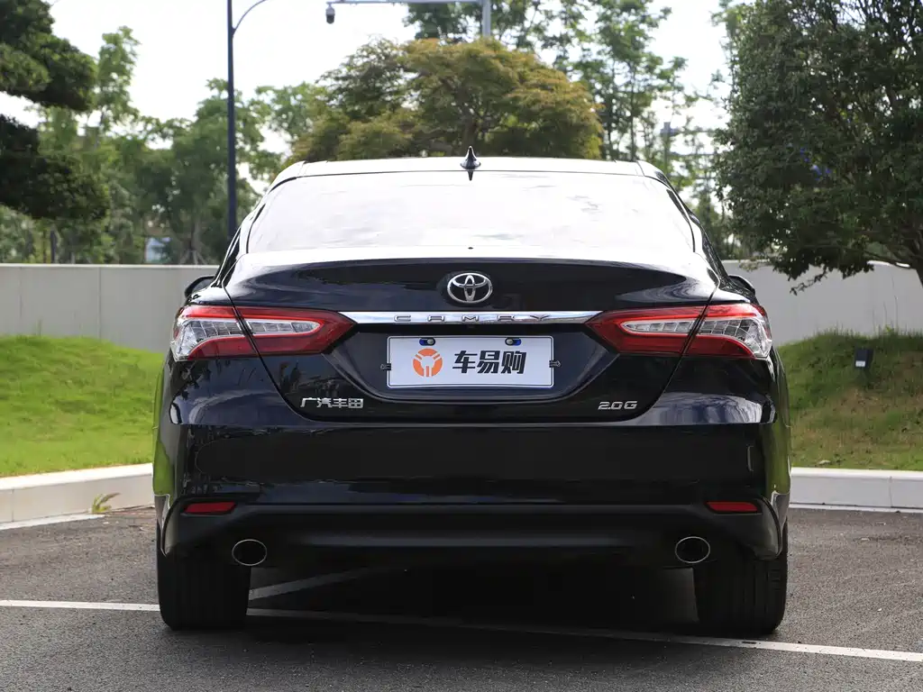 Toyota Camry — миниатюра 19