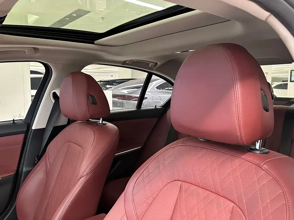 BMW 3 Series — миниатюра 11