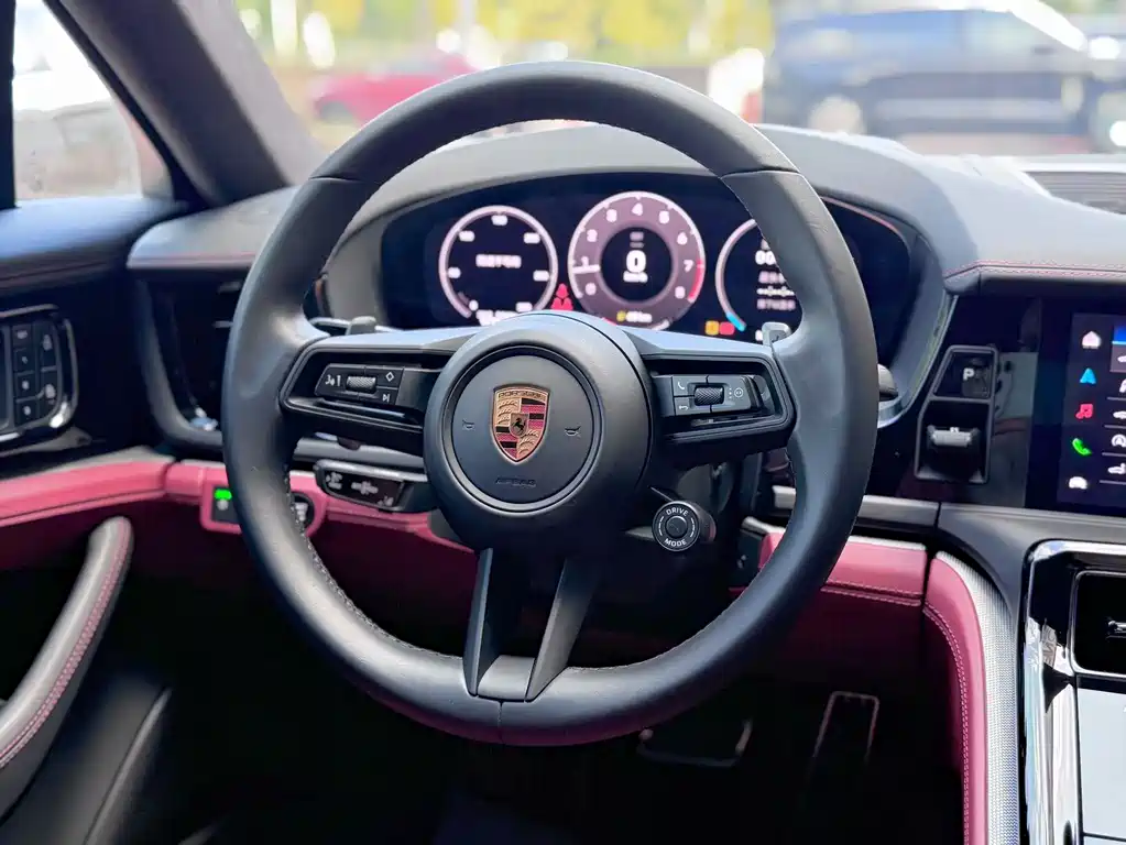 Porsche Panamera — миниатюра 9
