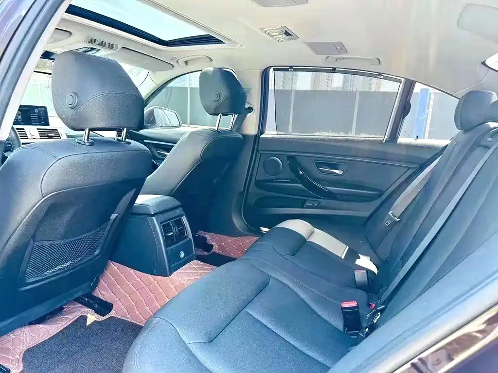 BMW 3 Series — миниатюра 6