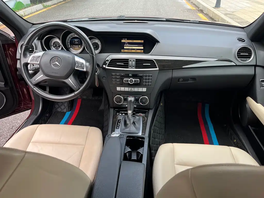 Mercedes-Benz C-Class C 2011 C 200 CGI