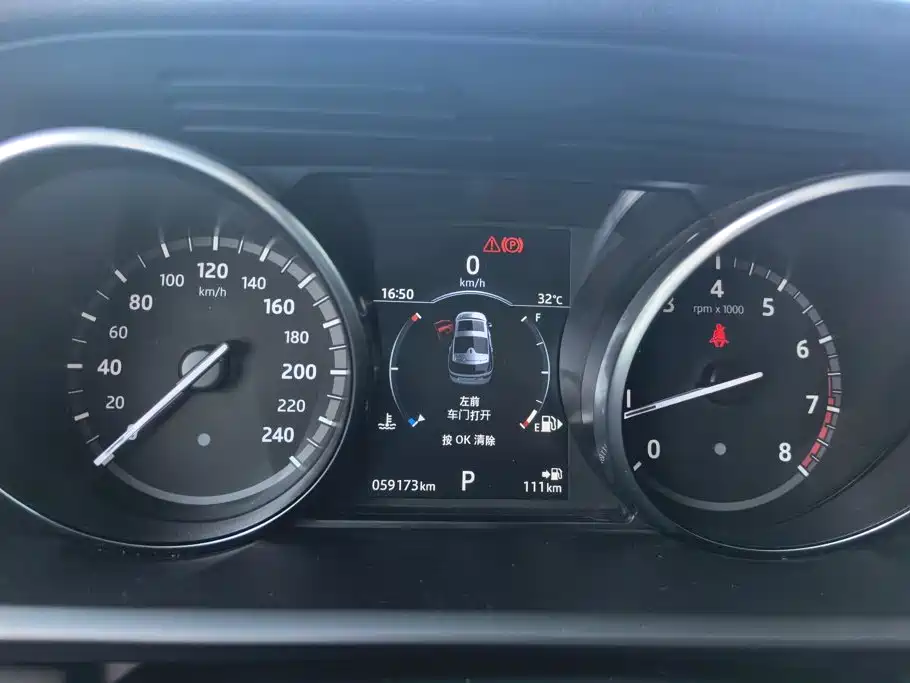 Land Rover Discovery — миниатюра 14