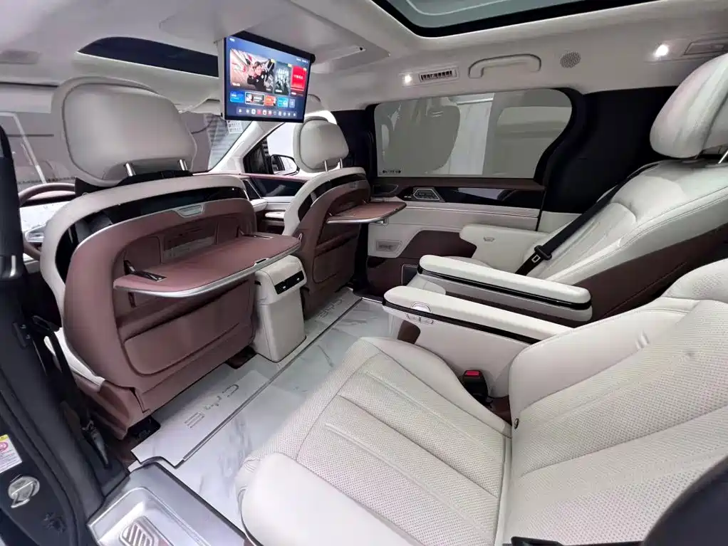 BYD Xia — миниатюра 12