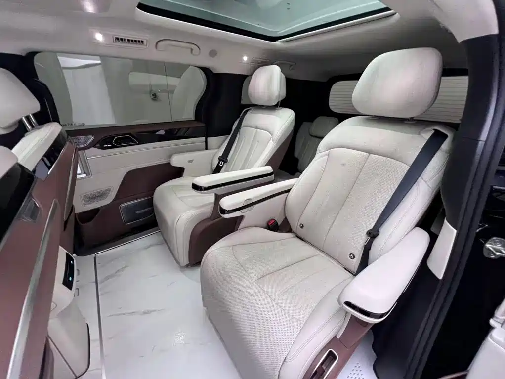 BYD Xia — миниатюра 13