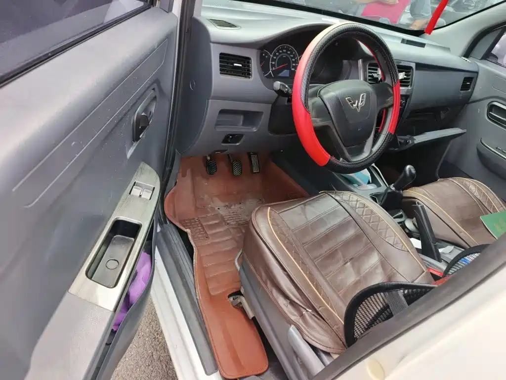 Wuling Rongguang V — миниатюра 17